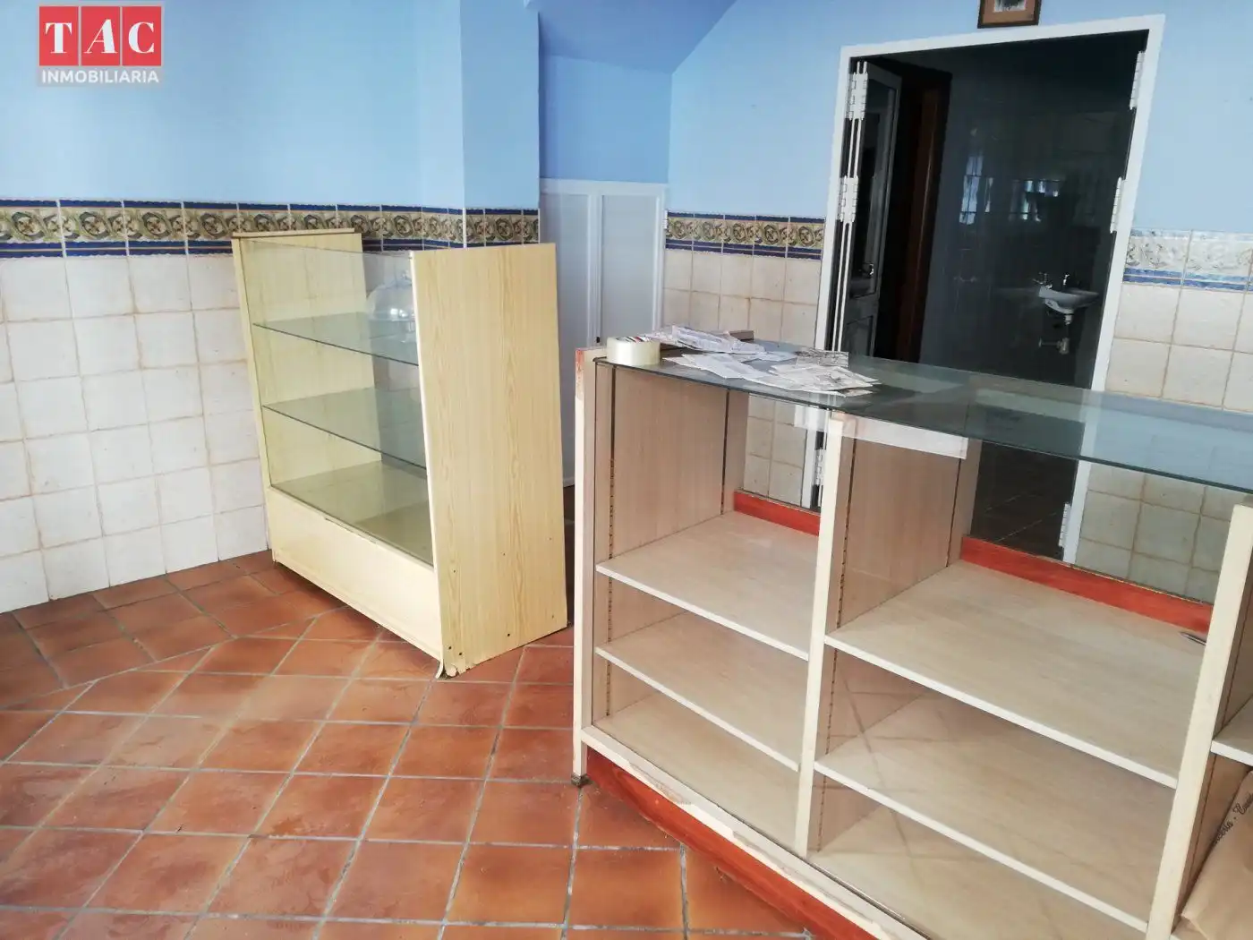 Local comercial en alquiler en Lepe, imagen 2