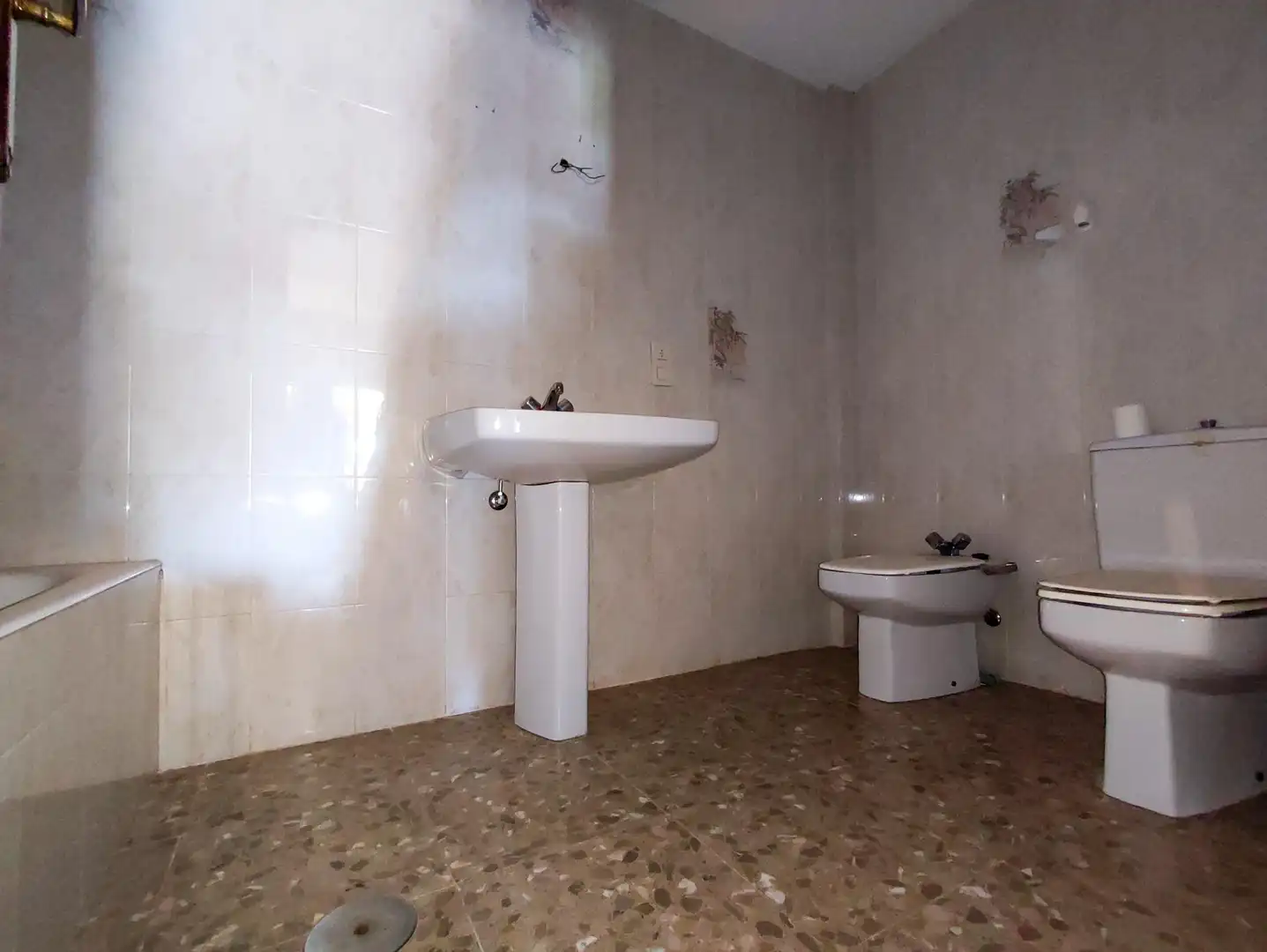 Bathroom of Flat for sale in Argamasilla de Calatrava  with Air Conditioner, Heating and Storage room