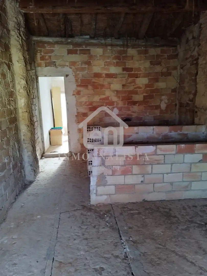 Houses for sale in Requena