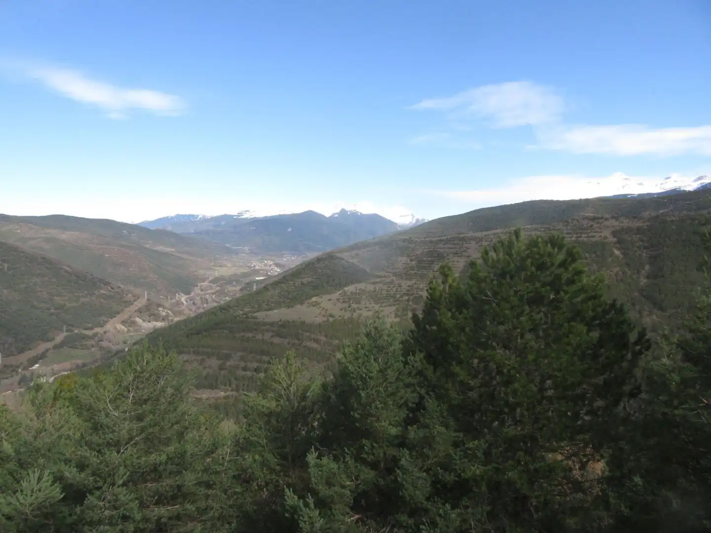 Vista exterior de Apartamento en venta en Jaca con Calefacción, Terraza y Amueblado