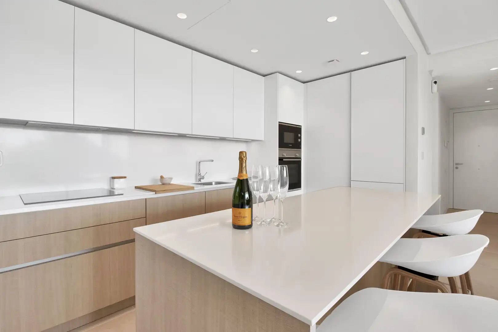 Apartment with pool for sale in 12 Calle Londres, imagen 10