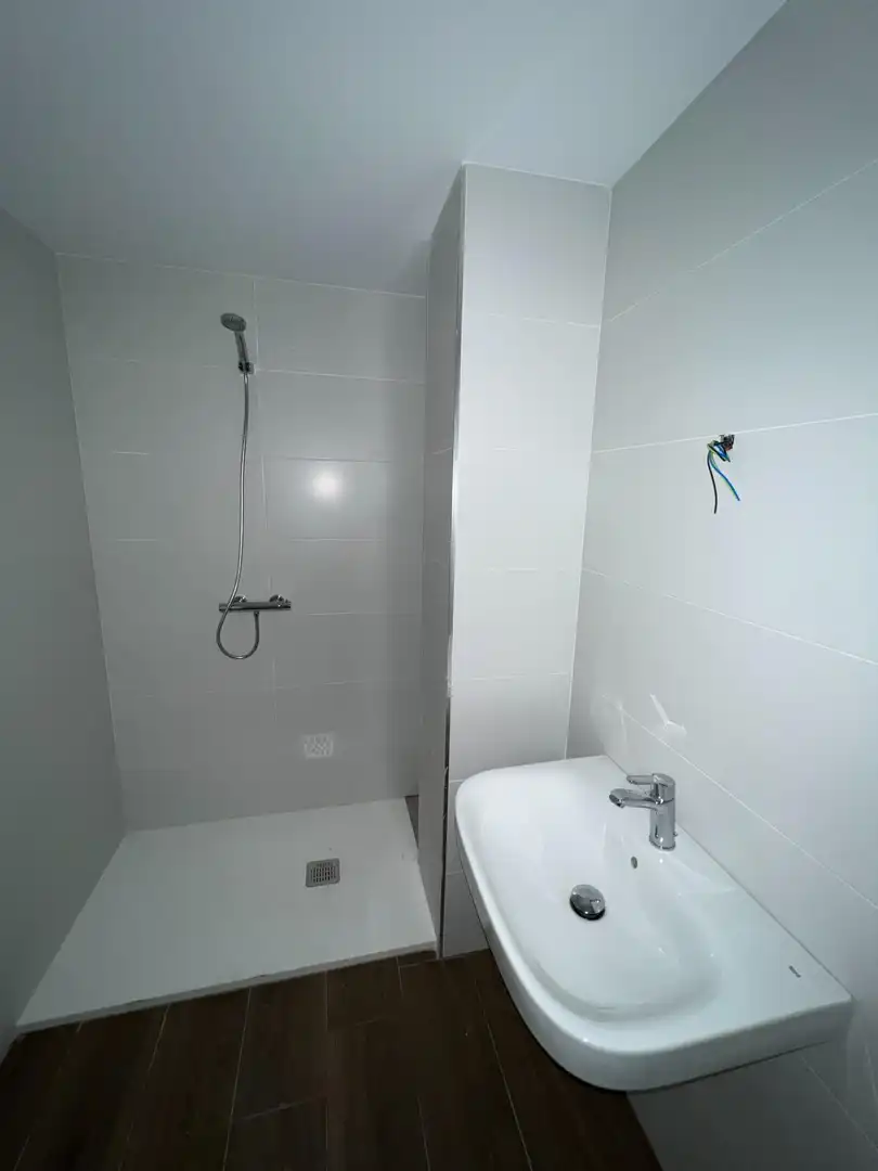 Bany de Apartament en venda en Ponferrada amb Traster
