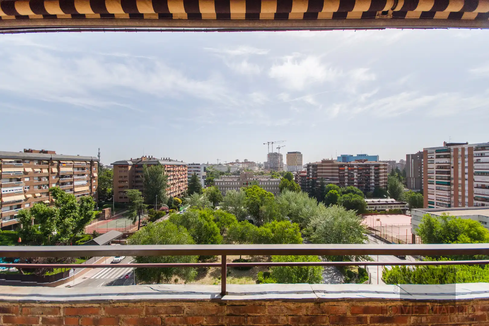 Exterior view of Attic for sale in Madrid  with Air Conditioner, Heating and Terrace