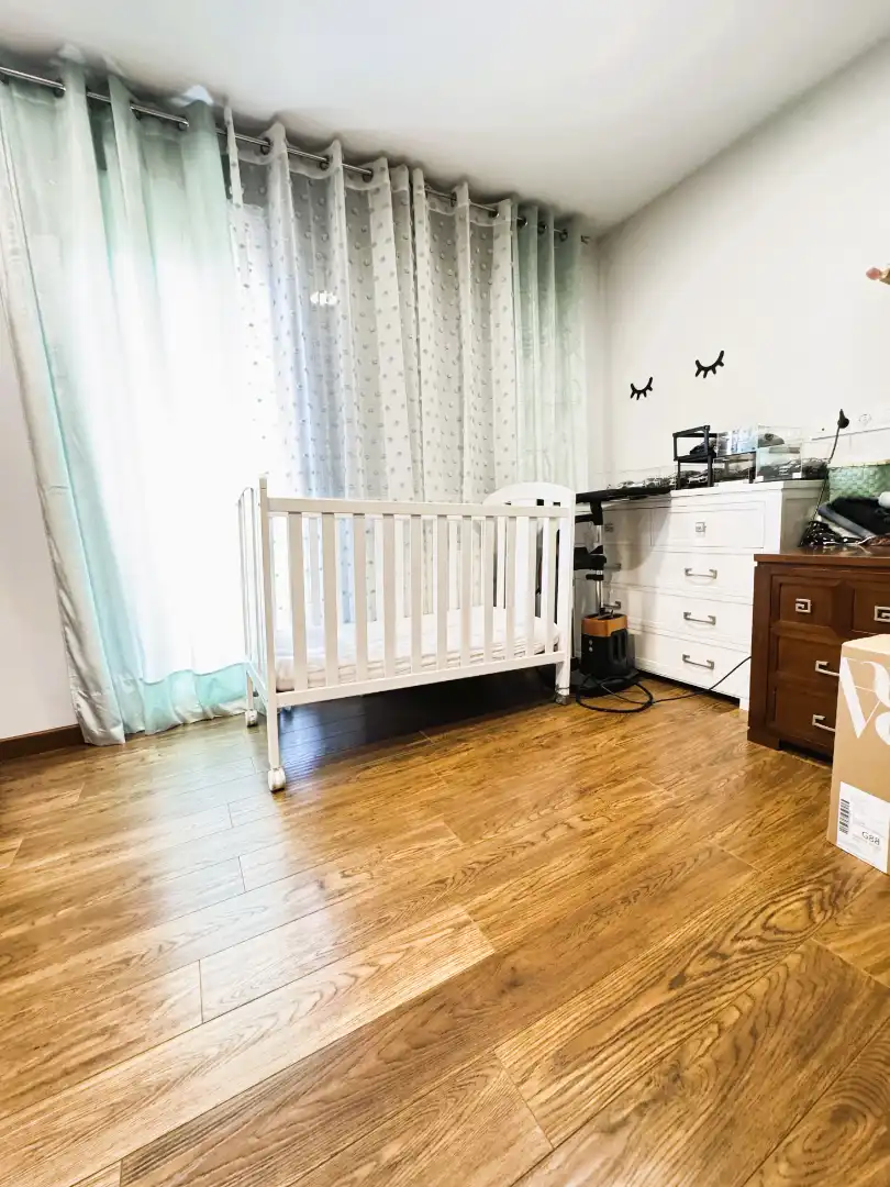 Dormitori de Casa o xalet en venda en Avilés amb Calefacció, Jardí privat i Parquet