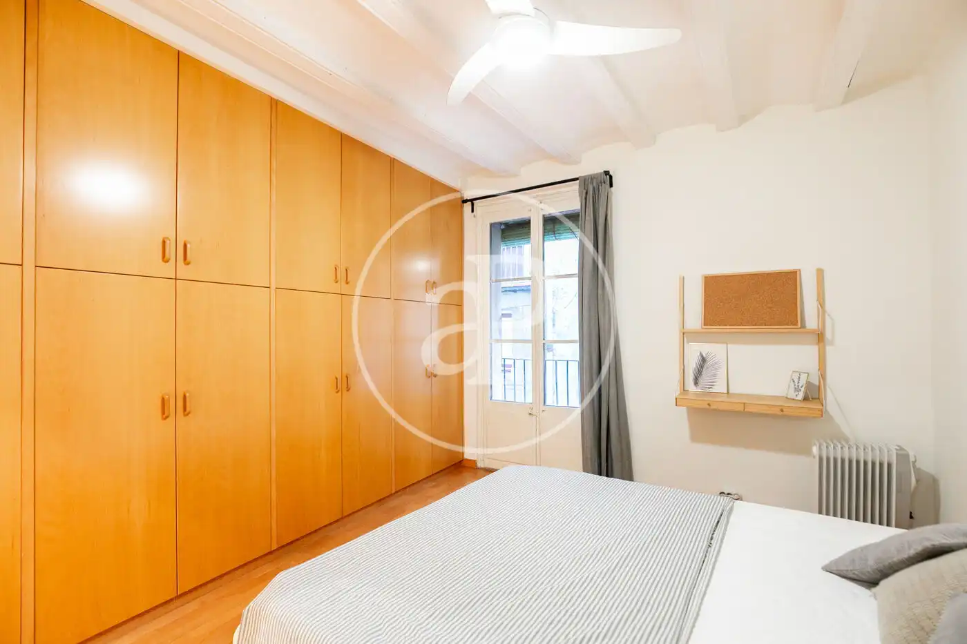 Schlafzimmer von Wohnung zum Verkauf in Barcelona mit Klimaanlage, Heizung und Möbliert