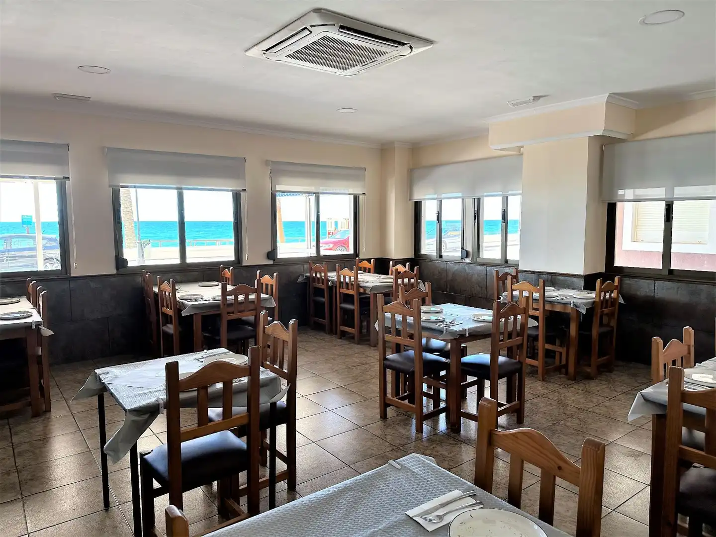 Local comercial en venta en Acera del Mar, imagen 4