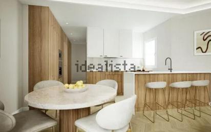 Kitchen of Flat for sale in  Zaragoza Capital  with Air Conditioner, Heating and Parquet flooring