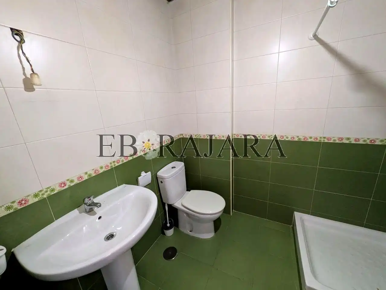 Baño de Piso en venta en Cazalegas con Terraza y Trastero