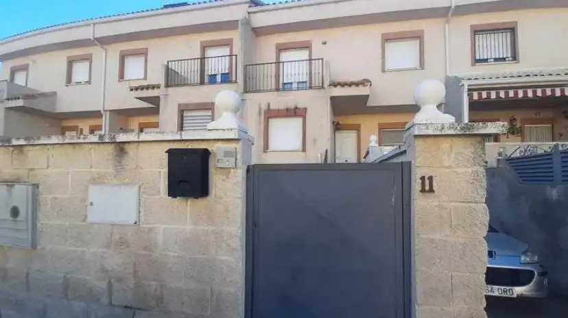 Casa en venda a Calle Juan Carlos I 11