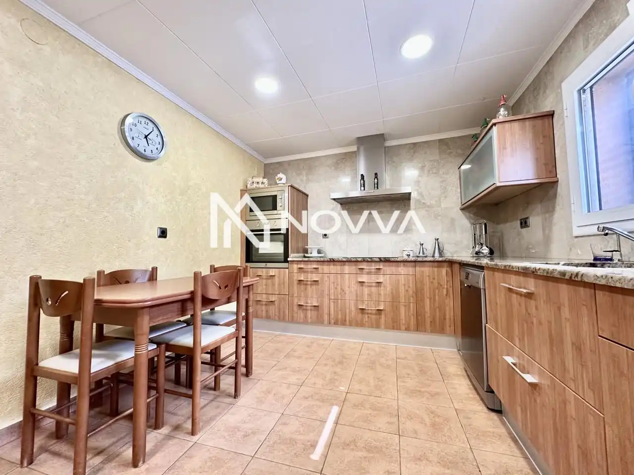 Cuina de Casa o xalet en venda en Palafolls amb Jardí privat