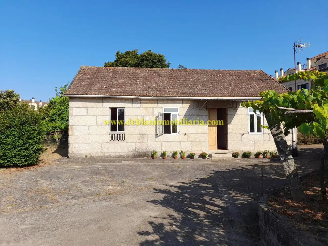 Casa con jardín en venta en Tomiño