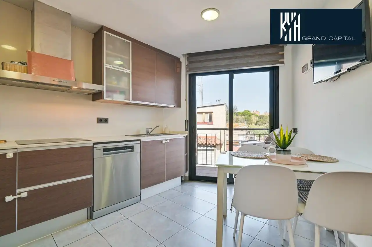 Kitchen of Flat for sale in Malgrat de Mar  with Air Conditioner, Heating and Balcony