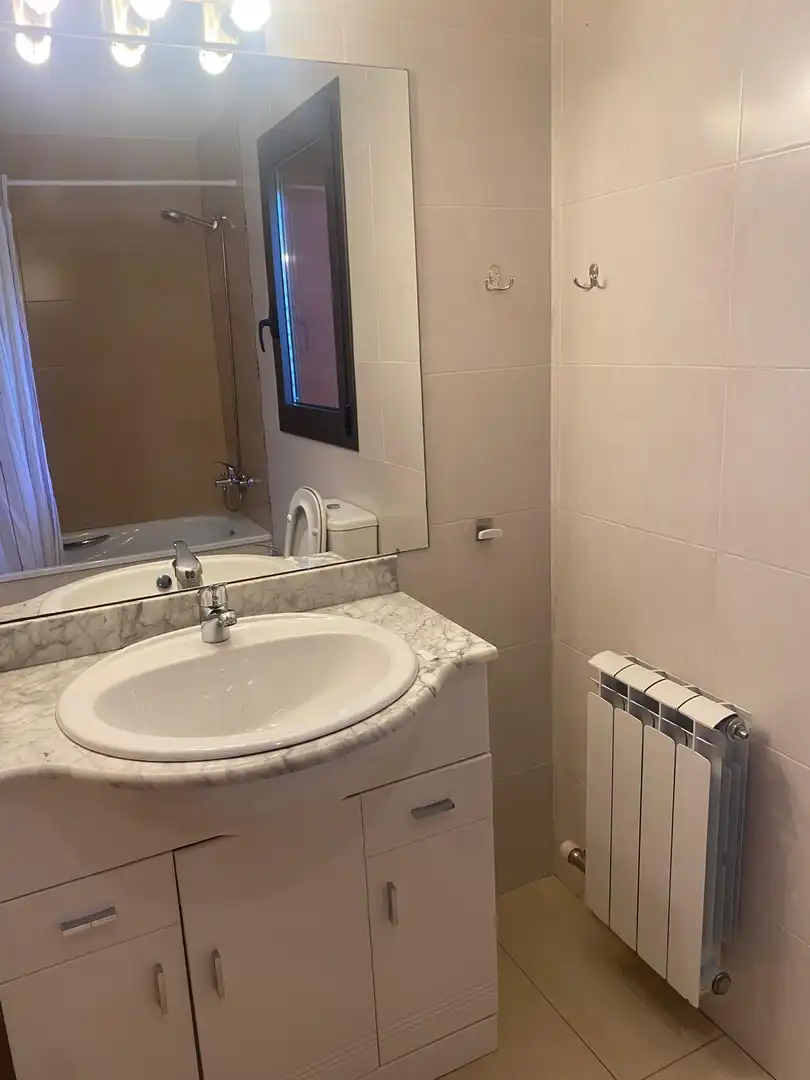 Bathroom of Detached homes for rent in Girona  with Air Conditioner, Heating and Private garden