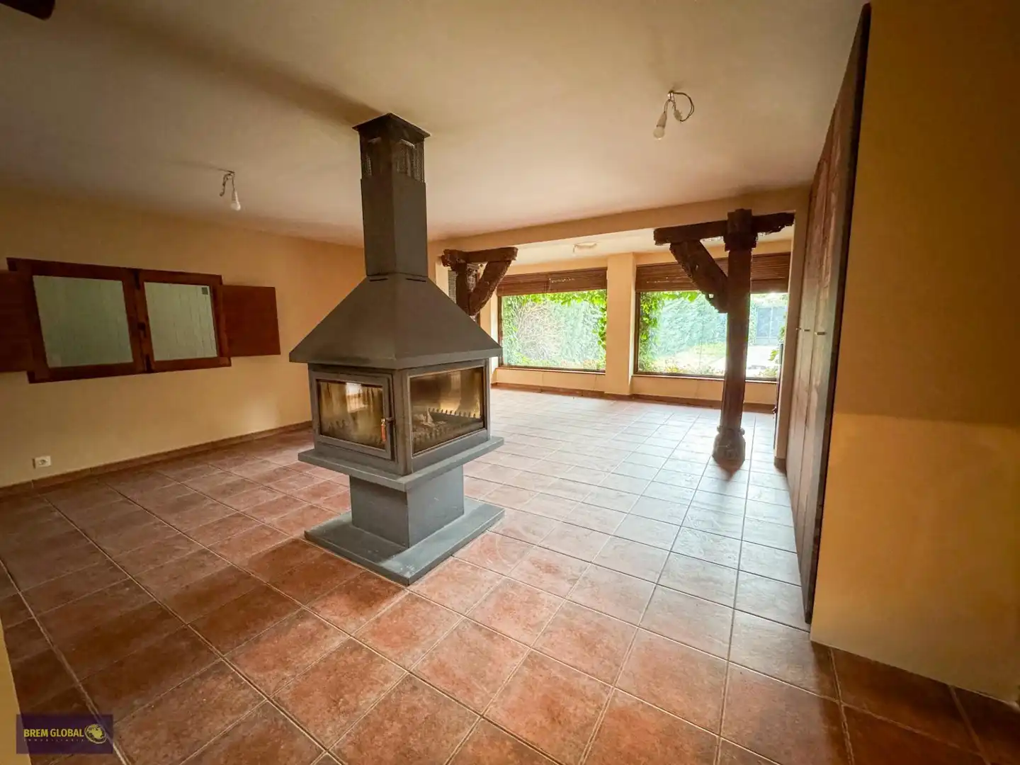 Sala de estar de Casa o chalet en venta en El Berrueco con Calefacción, Jardín privado y Trastero