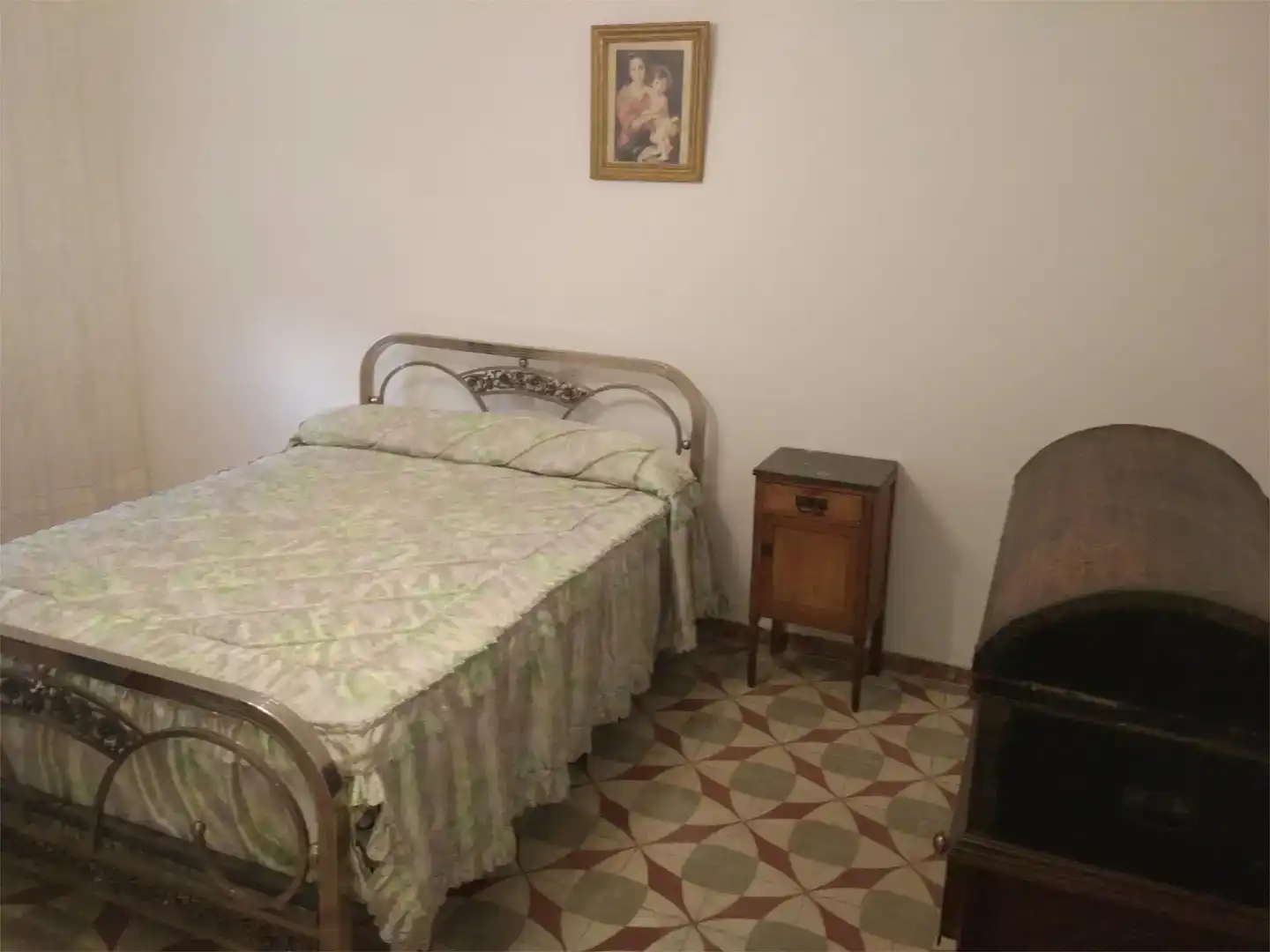 Habitación de Casa adosada en venta en Cañamero