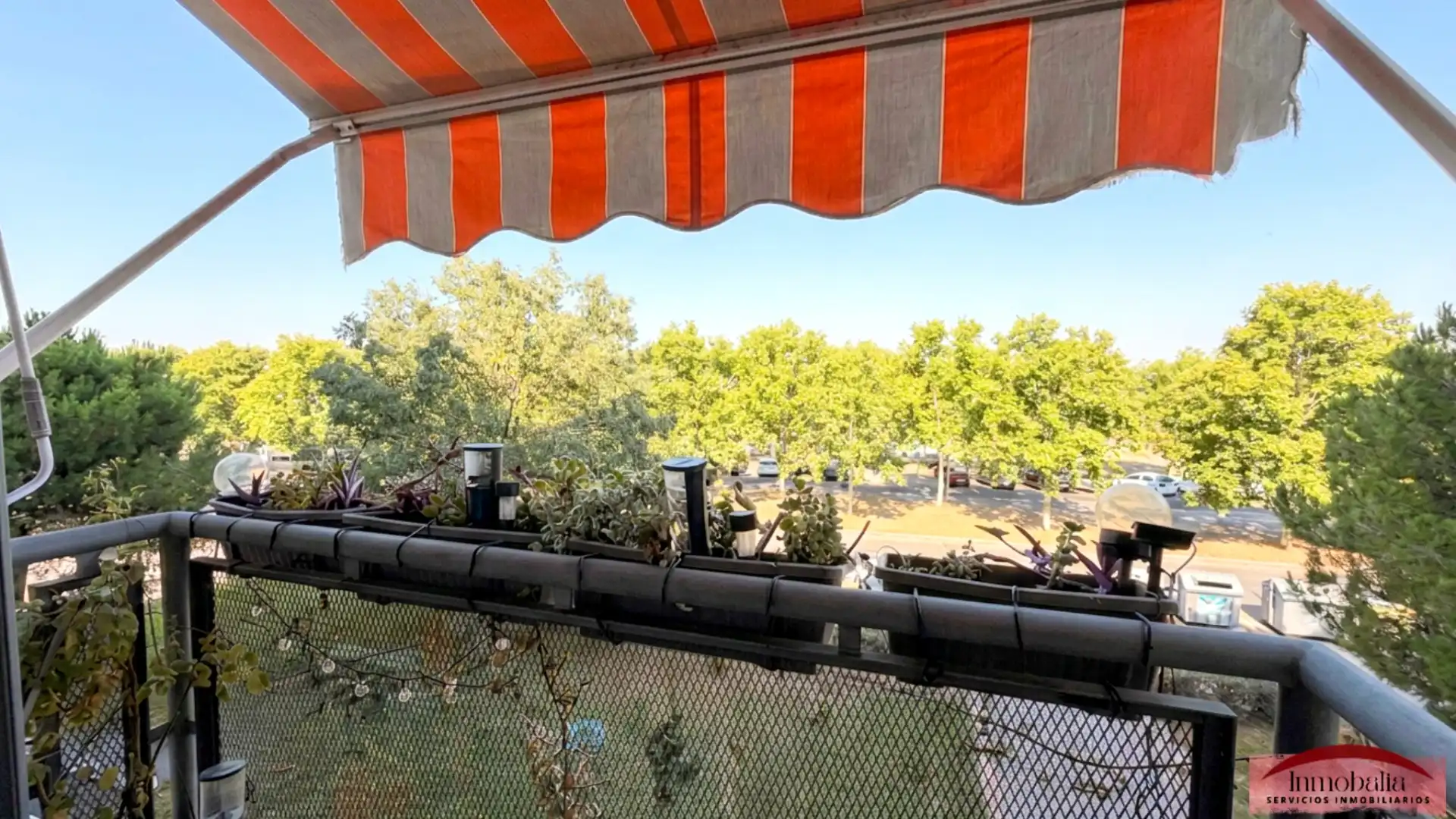 Terrasse von Wohnung zum Verkauf in Sevilla mit Klimaanlage und Terrasse