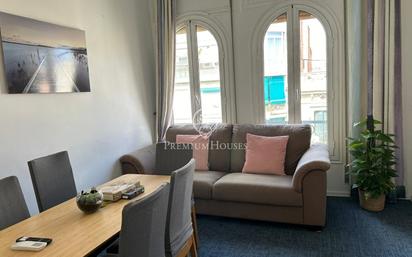 Living room of Flat for sale in  Barcelona Capital  with Air Conditioner, Heating and Terrace