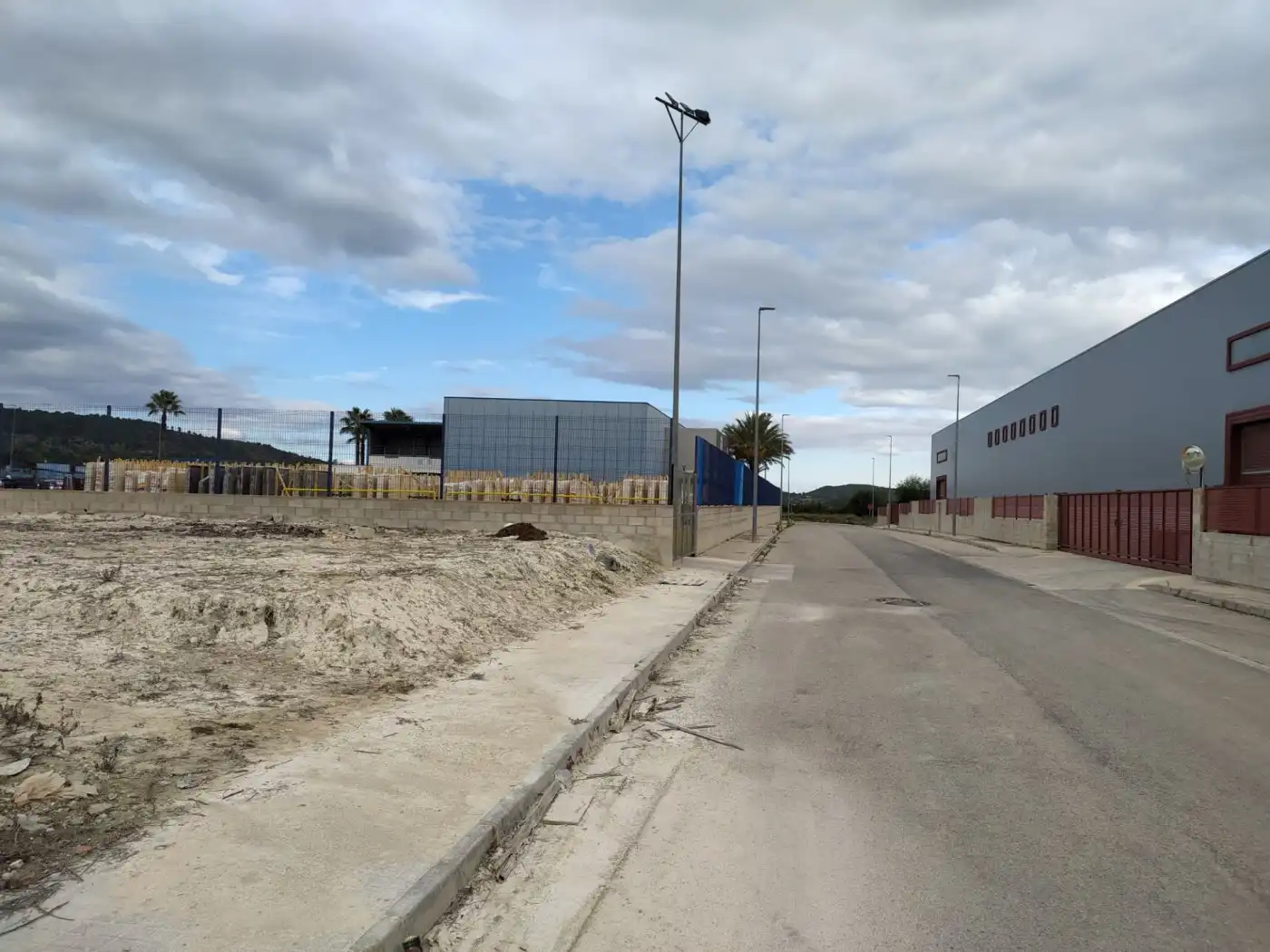 Terreno industrial en venta en Llanera de Ranes
