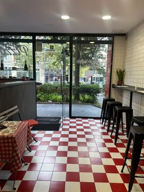 Local comercial en traspàs a Les Corts, imagen 5