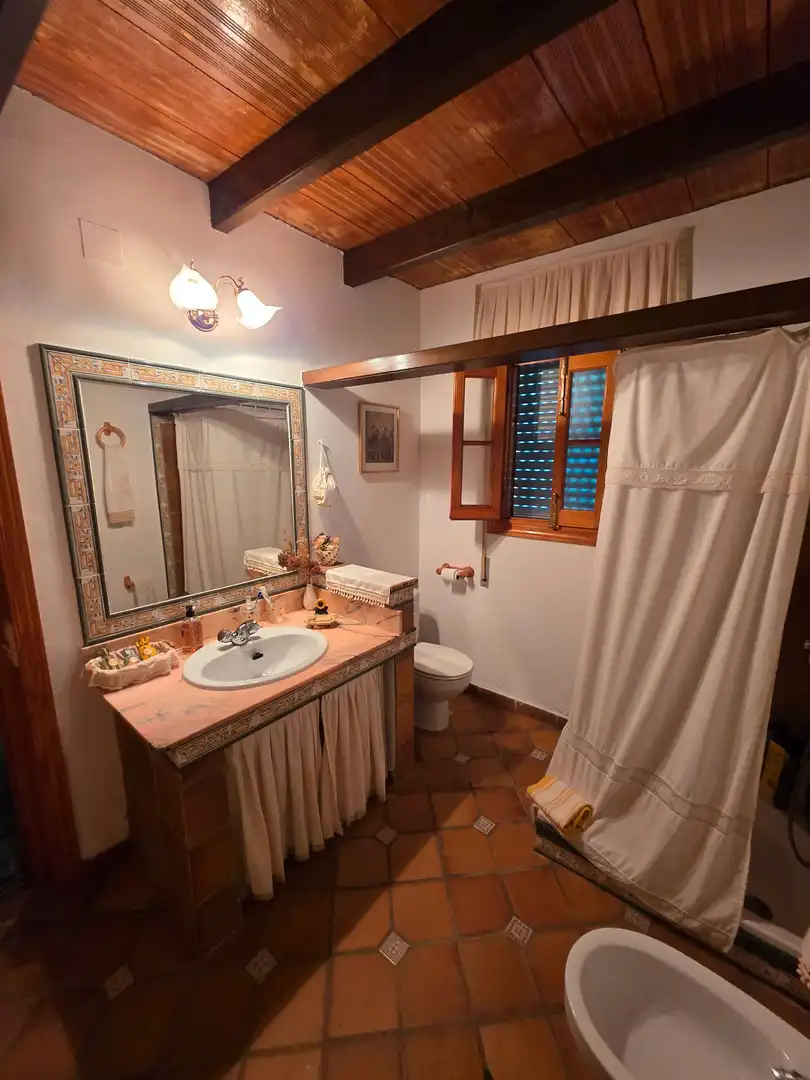 Casa rústica amb terrassa en venda a Los Barrios, imagen 21