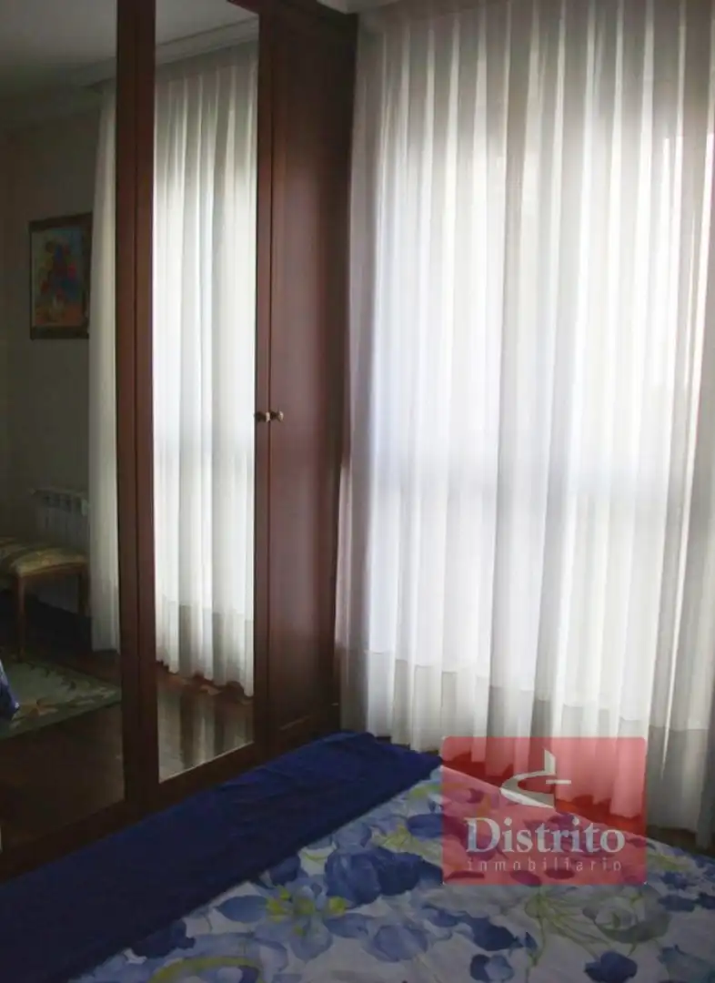 Habitación de Piso de alquiler en Santander con Calefacción y Amueblado