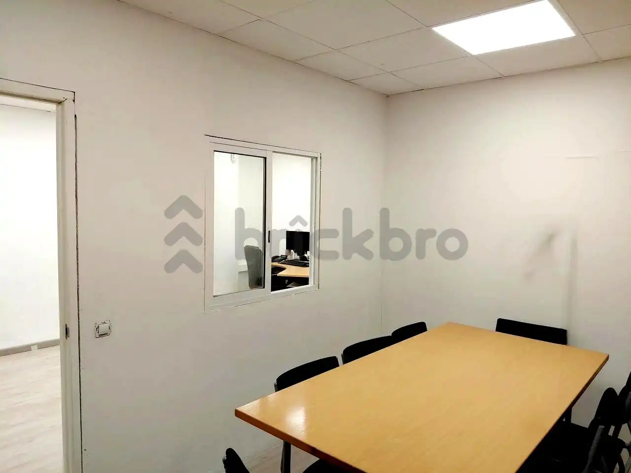 Commercial properties for rent in Esplugues de Llobregat  with Air Conditioner