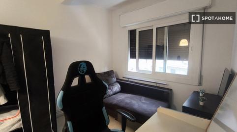 Foto 4 de Pis per a compartir a Can Clota, Barcelona