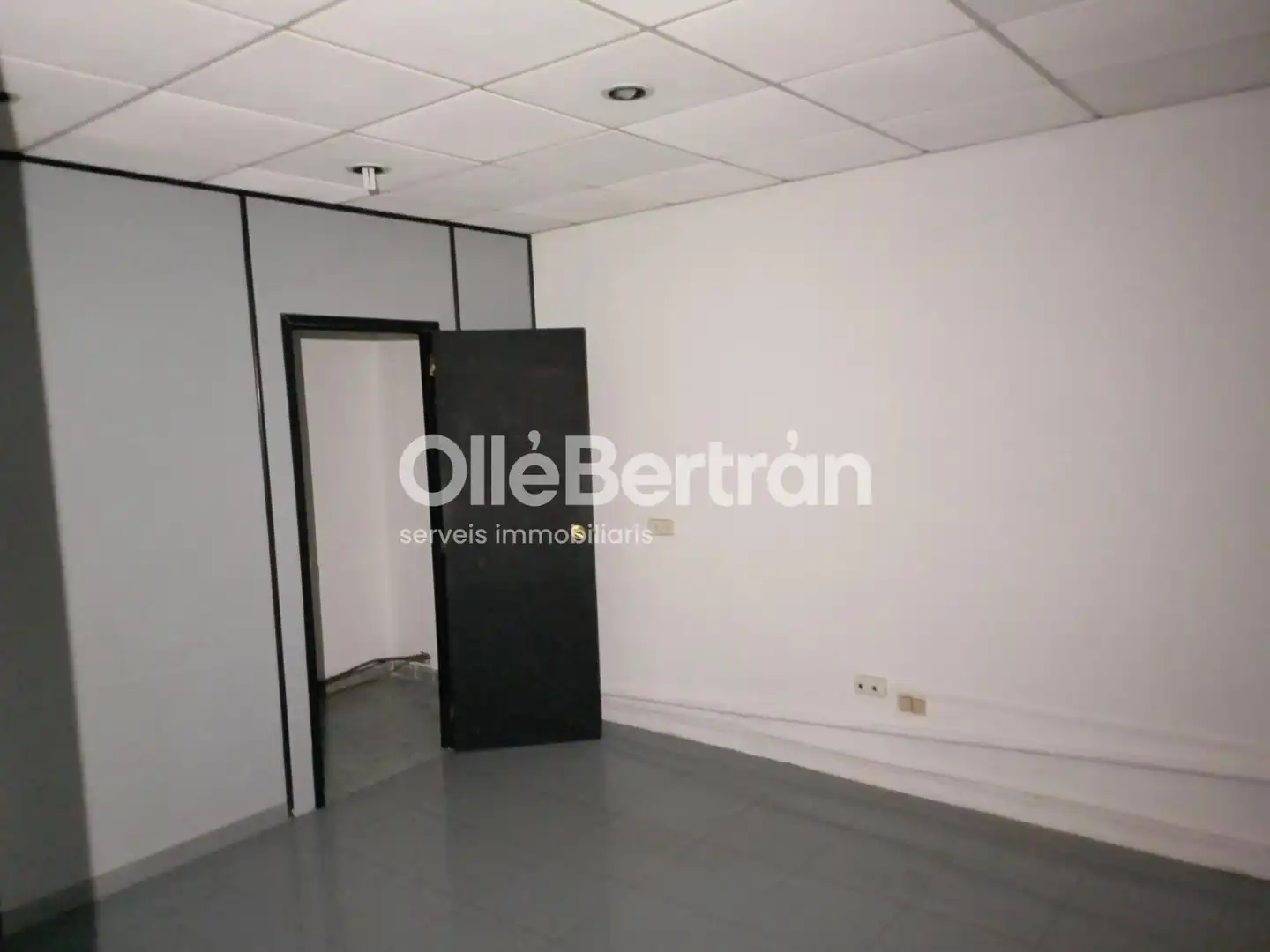 Oficina de lloguer en Barcelona amb Calefacció