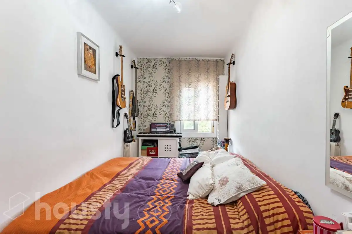 Schlafzimmer von Wohnung zum Verkauf in Barcelona mit Klimaanlage, Heizung und Möbliert