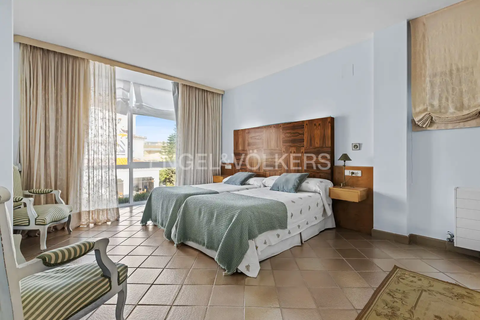 Houses for sale in Isla Canela
