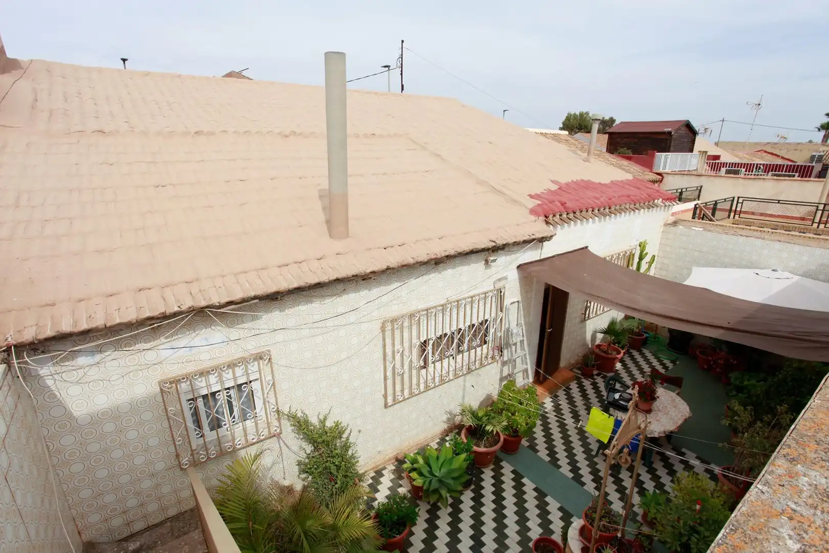 Vista exterior de Casa o xalet en venda en Cartagena amb Terrassa i Traster
