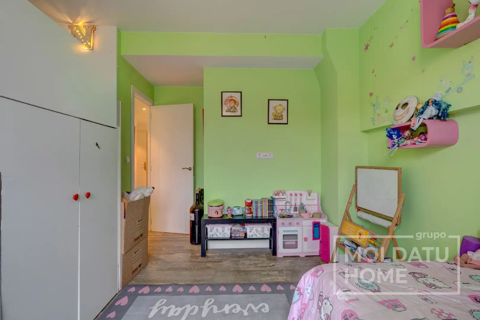 Habitación de Piso en venta en Irun  con Calefacción, Trastero y Amueblado