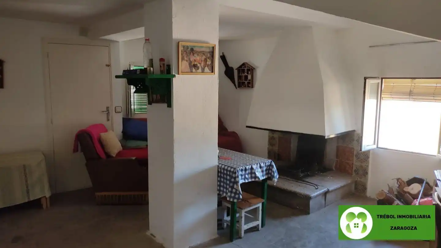 Sala de estar de Casa o chalet en venta en Escatrón con Aire acondicionado, Calefacción y Terraza