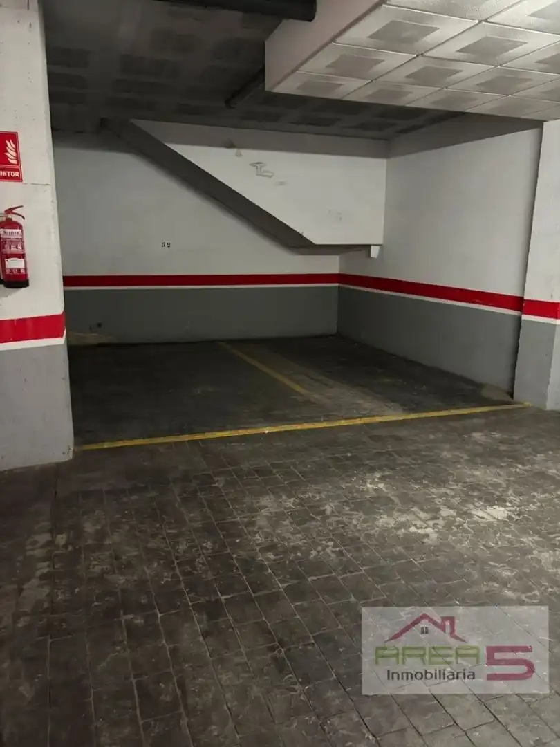 Garage for rent in Mérida, Badajoz