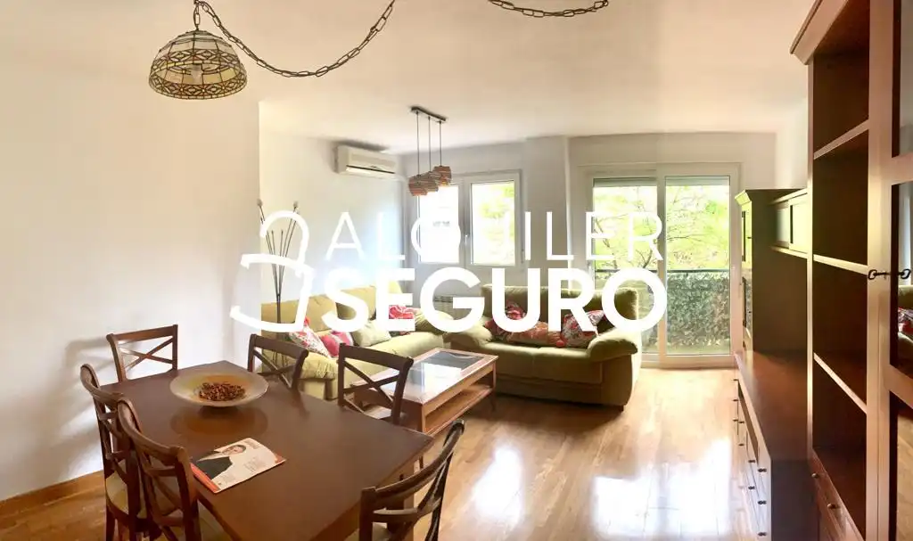 Living room of Flat for rent in Torrejón de Ardoz  with Heating, Terrace and Swimming Pool