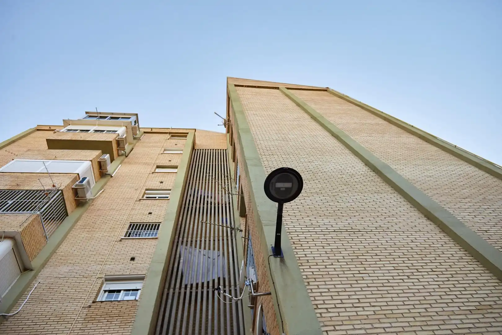 Vista exterior de Pis en venda en Jaén amb Aire condicionat