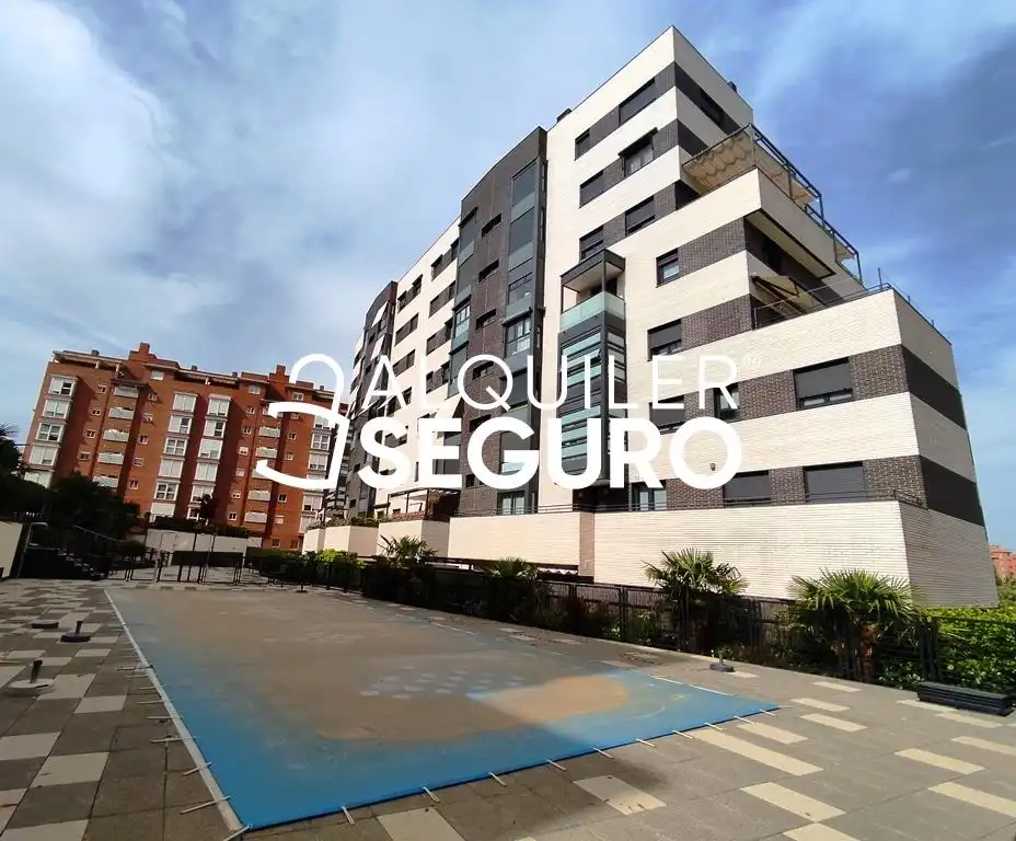Exterior view of Flat for rent in Hortaleza