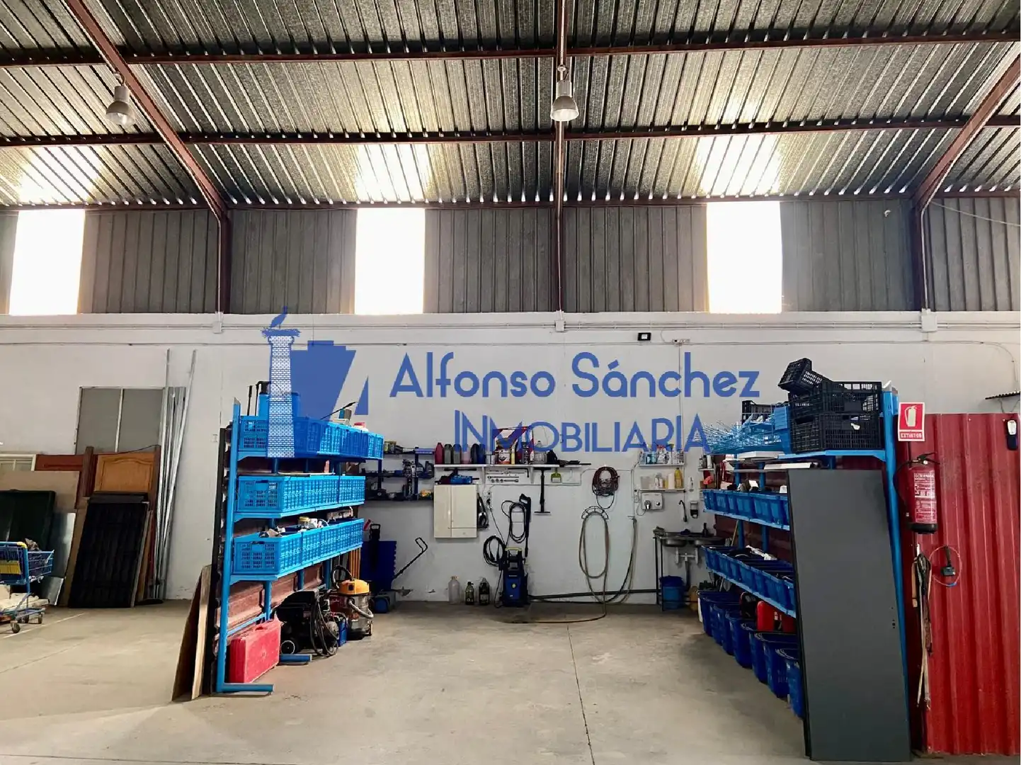 Nave industrial en venta en Almendralejo, imagen 2
