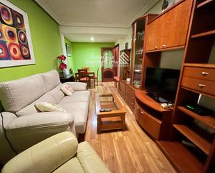 Living room of Flat to rent in Salamanca Capital  with Heating and Furnished