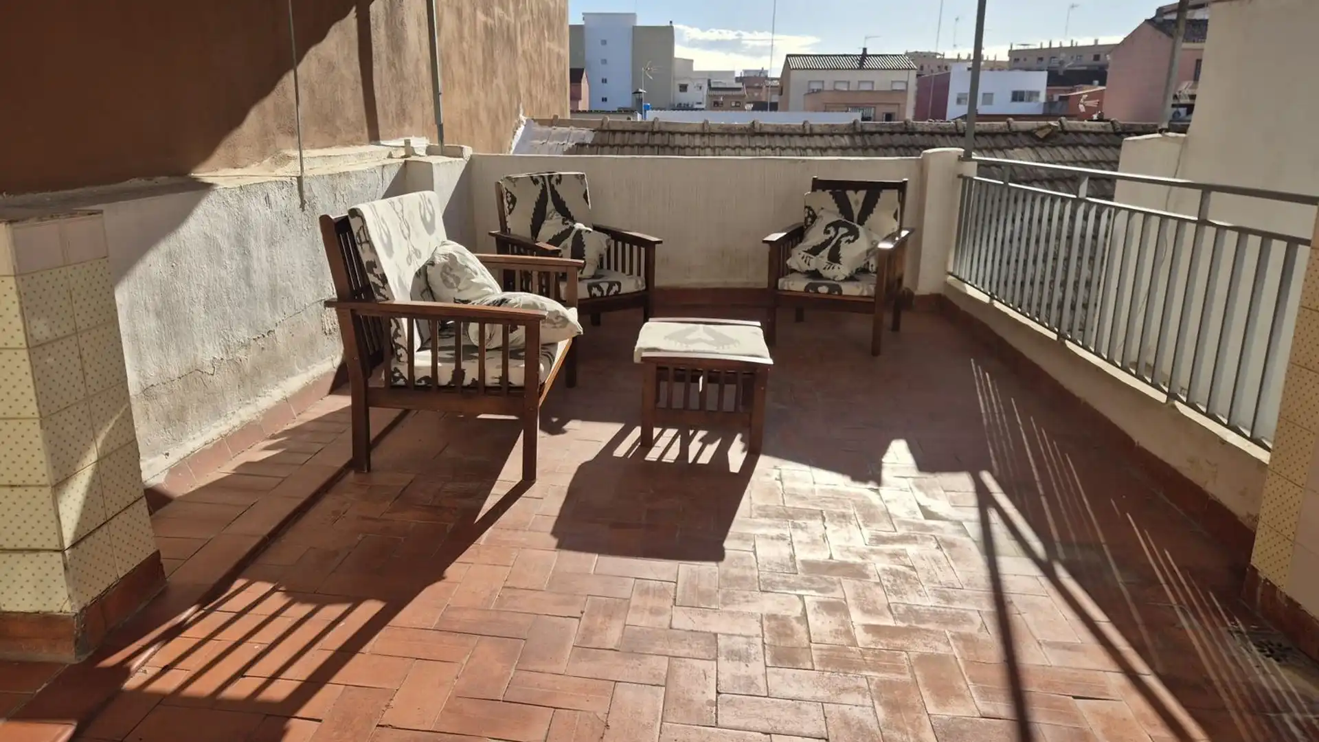 Terrasse von Einfamilien-Reihenhaus zum Verkauf in Aldaia mit Terrasse und Abstellraum