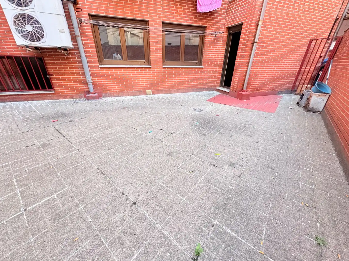Parking de Piso en venta en Ponferrada con Calefacción y Trastero