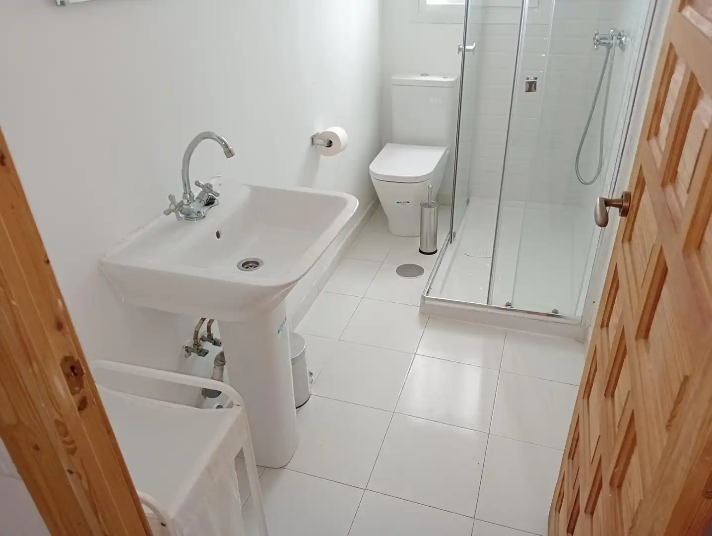 Badezimmer von Wohnung zur Miete in Sevilla mit Klimaanlage, Terrasse und Möbliert