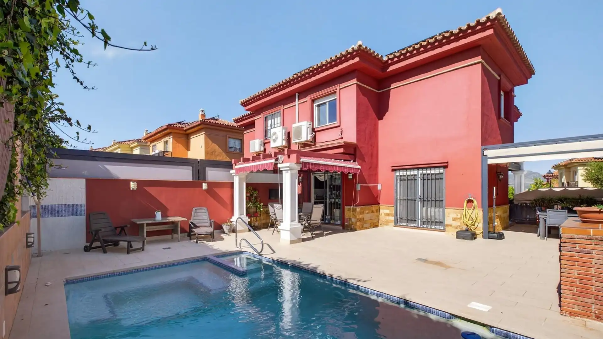 Swimming pool of Single-family semi-detached for sale in Alhaurín de la Torre  with Air Conditioner, Storage room and Swimming Pool