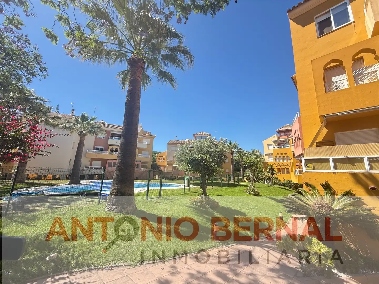 Außenansicht von Dachboden zum Verkauf in El Puerto de Santa María mit Terrasse, Möbliert und Gemeinschaftspool