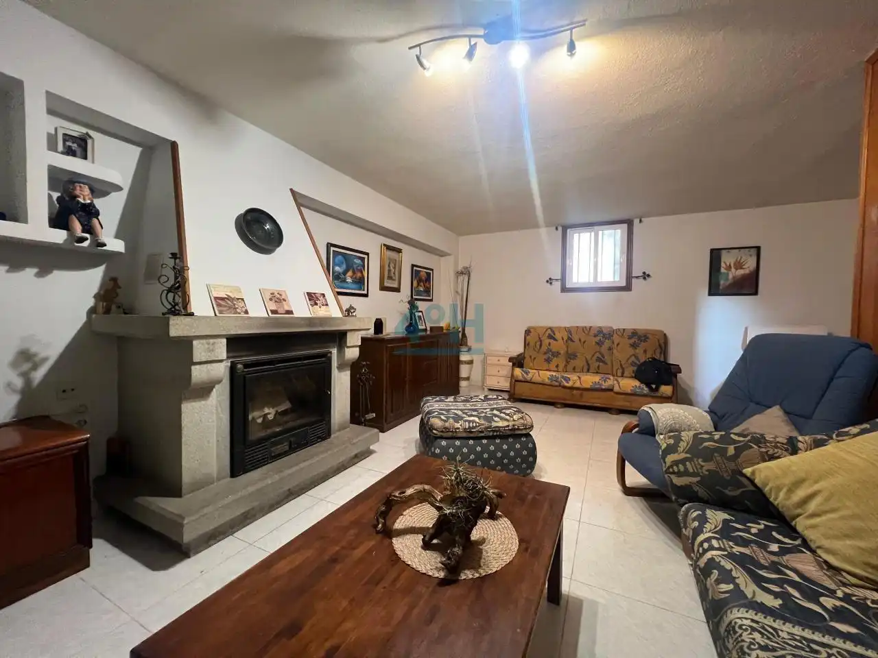 Casa adosada en venta en Ourense Capital  con Calefacción, Jardín privado y Parquet