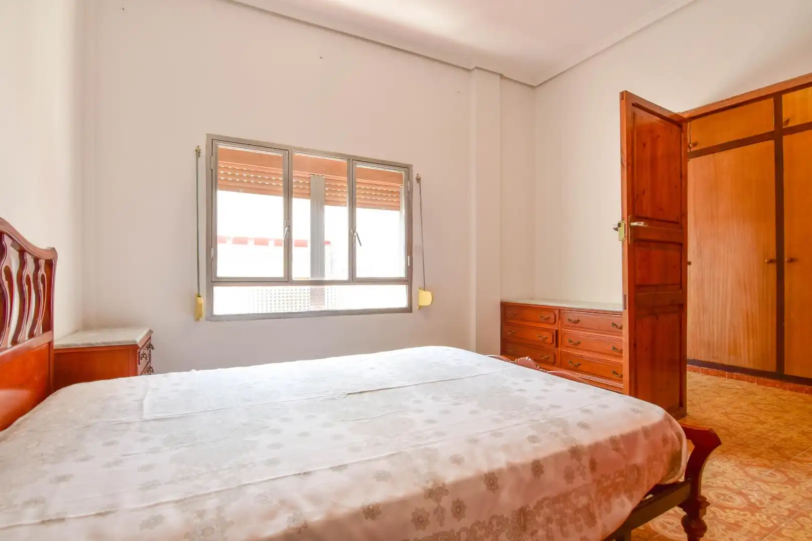 Dormitori de Casa o xalet de lloguer en Puçol amb Aire condicionat, Terrassa i Traster