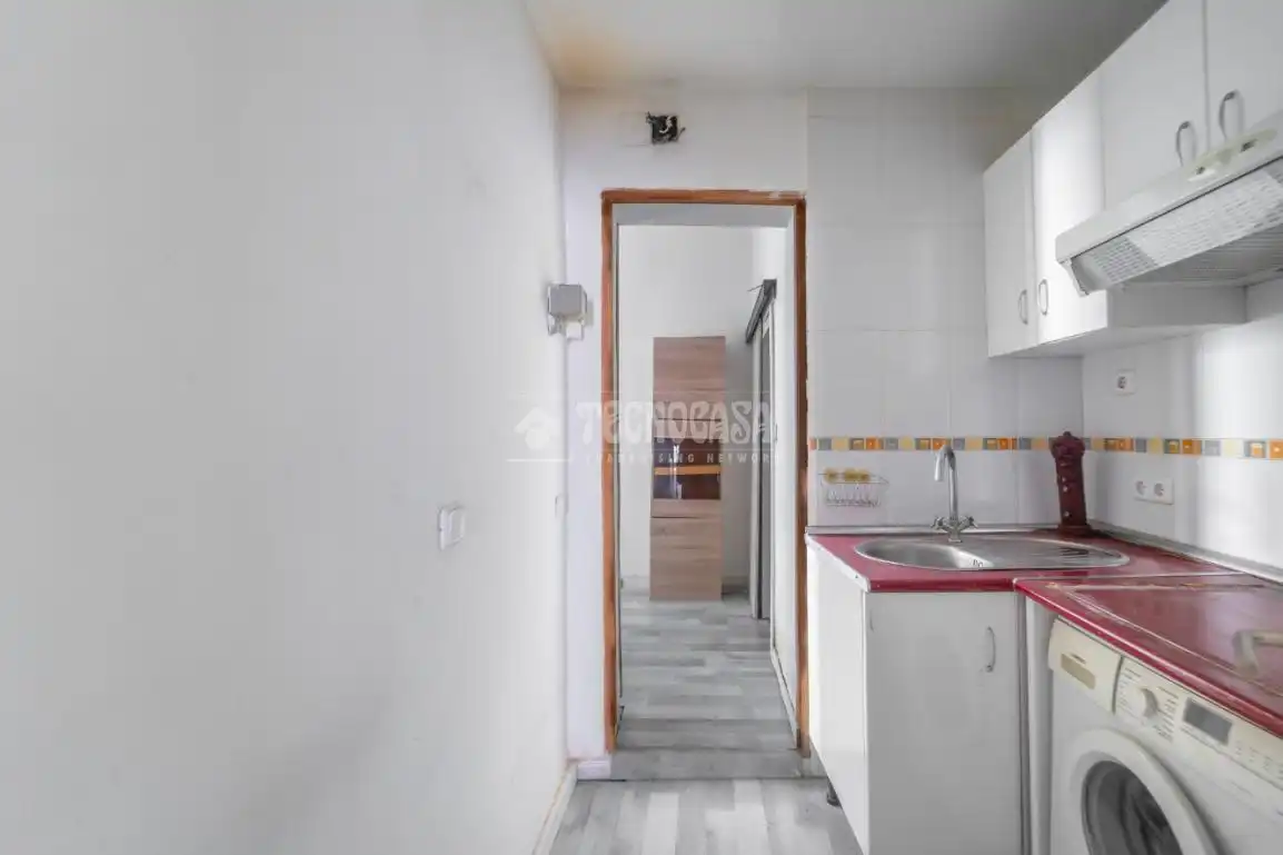 Küche von Wohnung zum Verkauf in Madrid mit Klimaanlage und Heizung