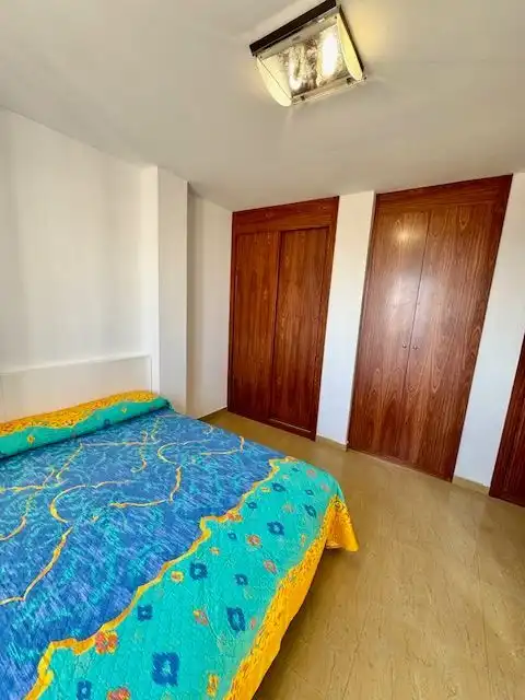 Schlafzimmer von Dachboden zur Miete in Altea mit Klimaanlage, Terrasse und Möbliert