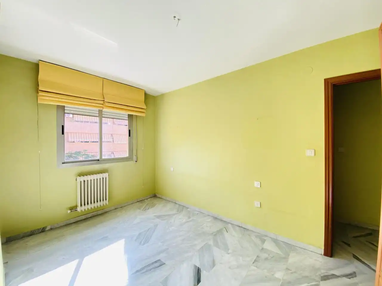 Piso con terraza en venta en Maria Teresa De Léon, imagen 16