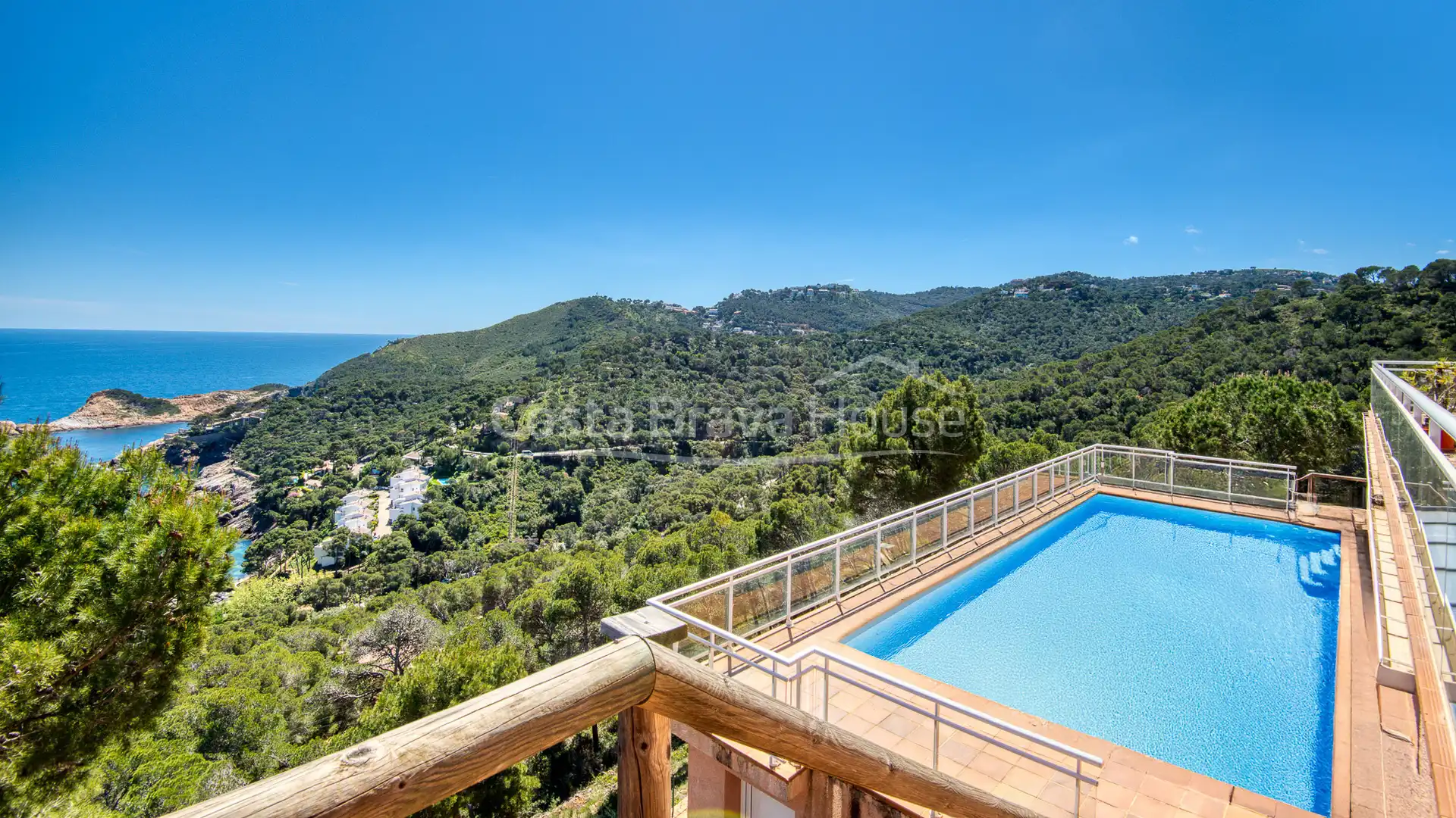 Vista exterior de Casa o xalet en venda en Begur amb Calefacció, Jardí privat i Terrassa
